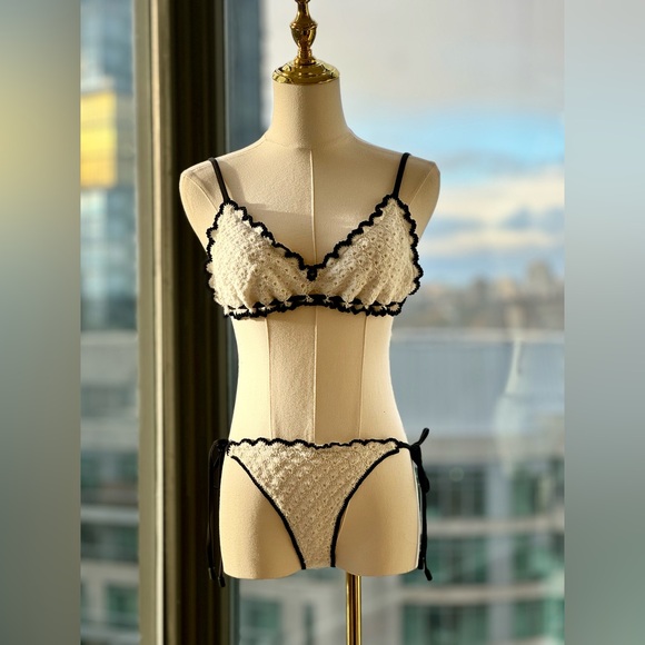🆕 ZIMMERMANN 🧿 NWT Halliday Knit Scoop Bikini - Ivory/Black - Sz 1 - US 4 / 6 - Picture 4 of 15